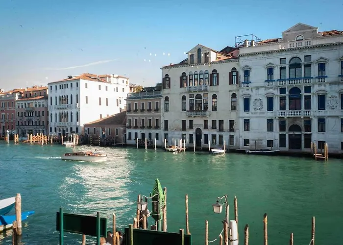 Do Leoni Apartament