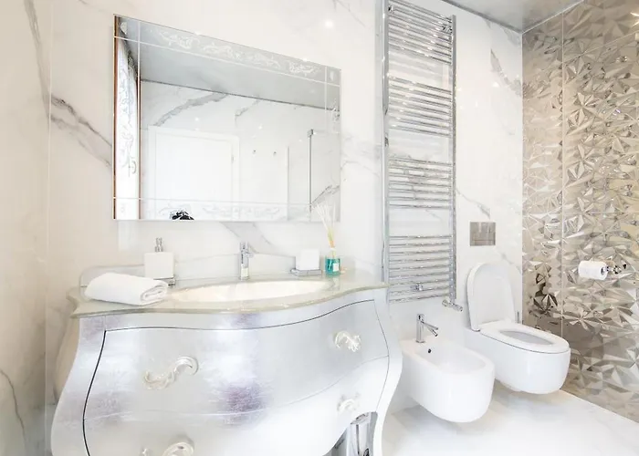 Do Leoni Apartament *