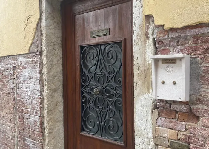 Apartament Do Leoni